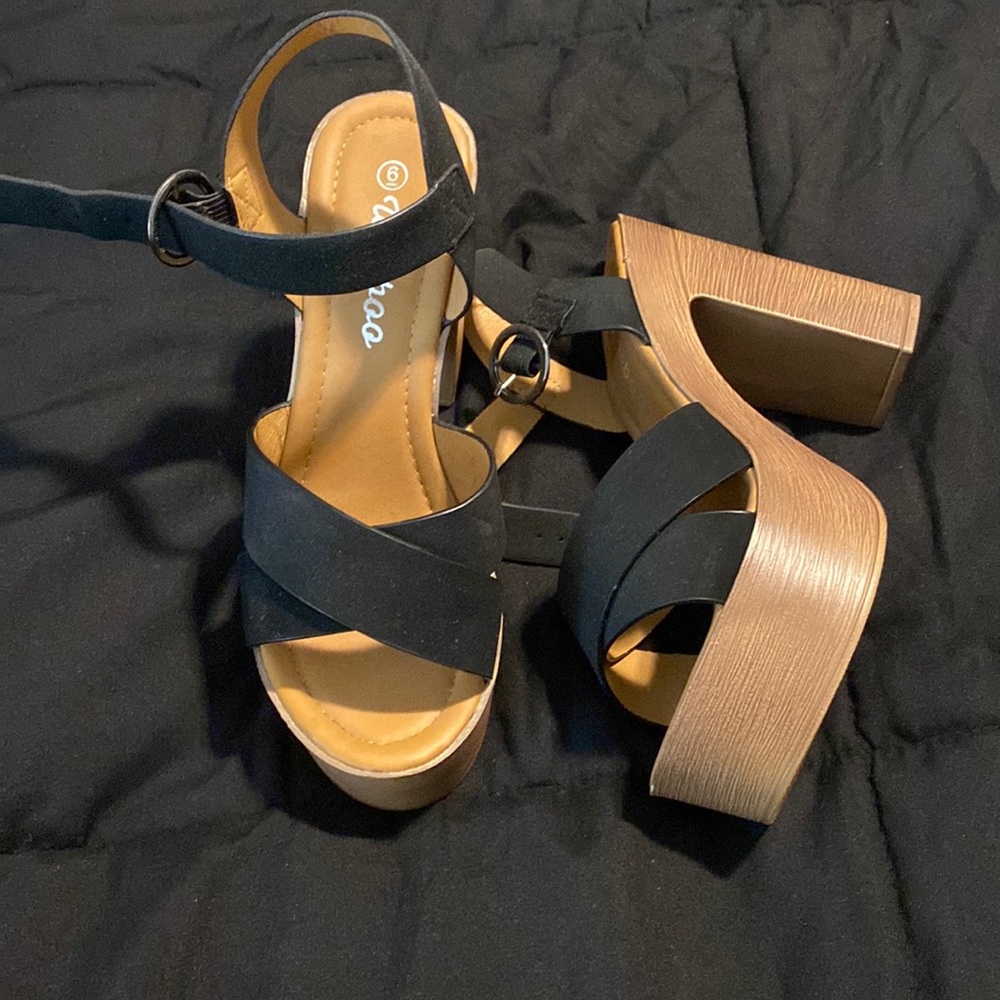 Heel sandals